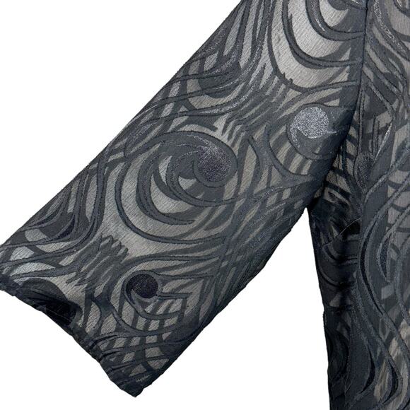 Maggie Barnes 0X-Large (16W) Top Button-Up Semi-Sheer Geometric 3/4 Sleeve Black - Picture 3 of 8
